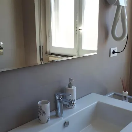 Dante Alighieri Alojamento de Acomodação e Pequeno-almoço Cagliari