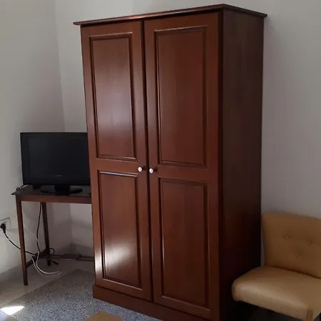 Couette-café Dante Alighieri 3*